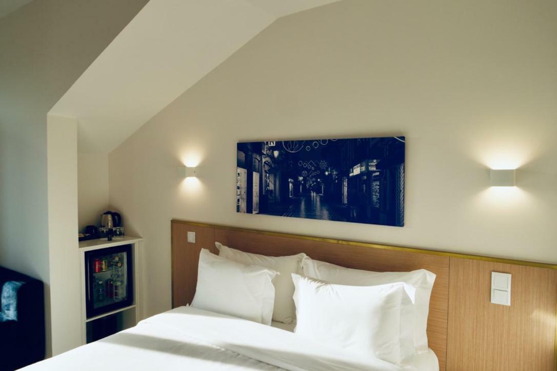 Standard Double Room,1344832988:JPEG